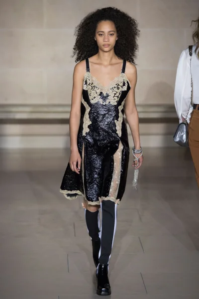 Look 36